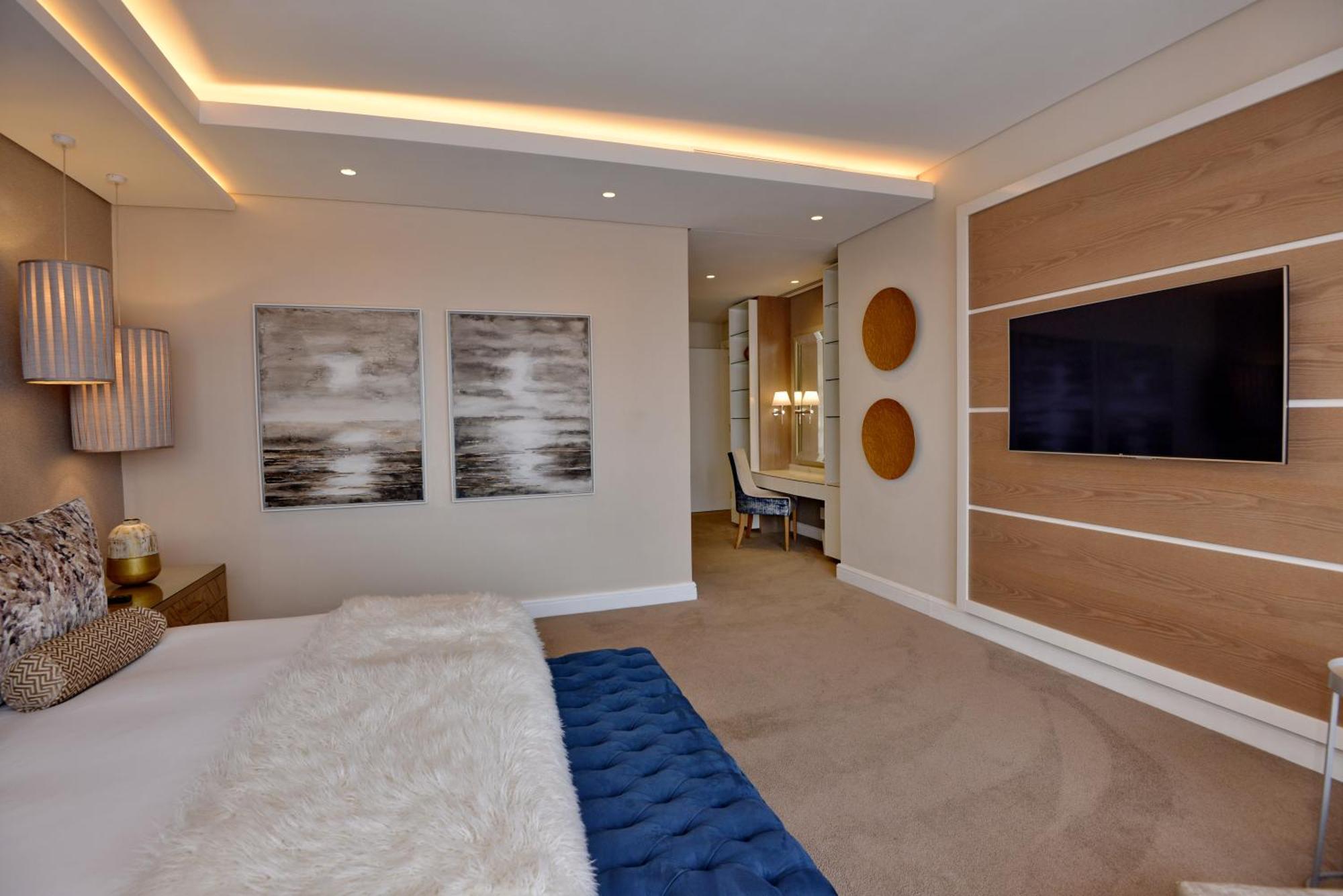 The Houghton Hotel, Spa, Wellness & Golf Johannesburg Phòng bức ảnh A bedroom at The Ivy Collection